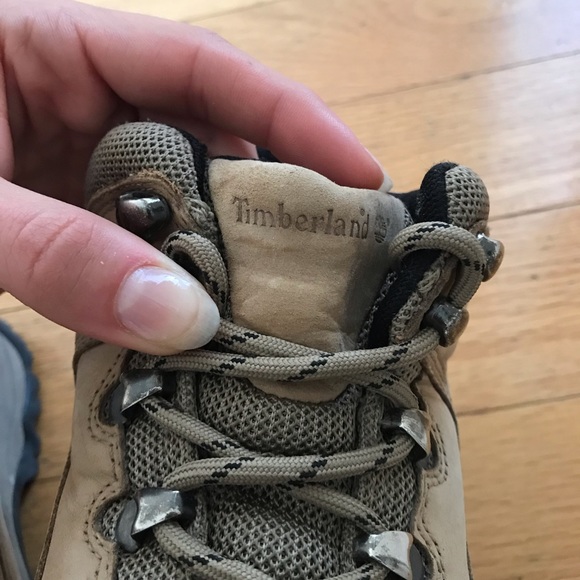 Timberlands. Women’s size 8 - Picture 3 of 5